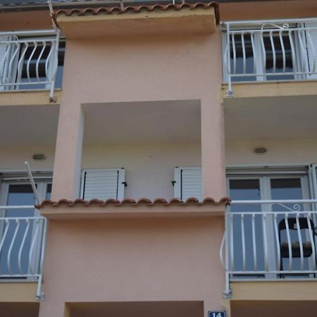 Apartments Marta Kastel Novi Exterior photo