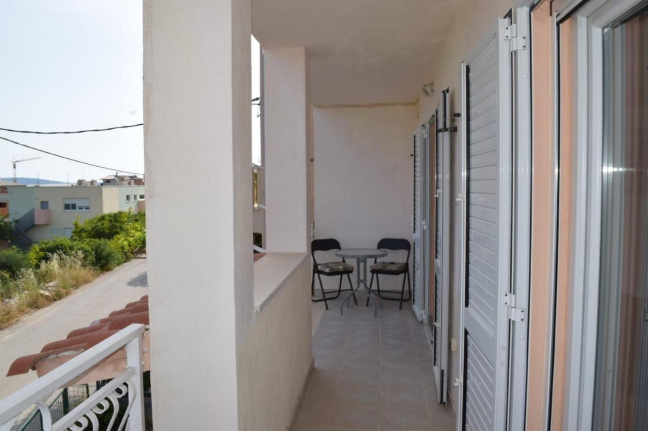 Apartments Marta Kastel Novi Exterior photo